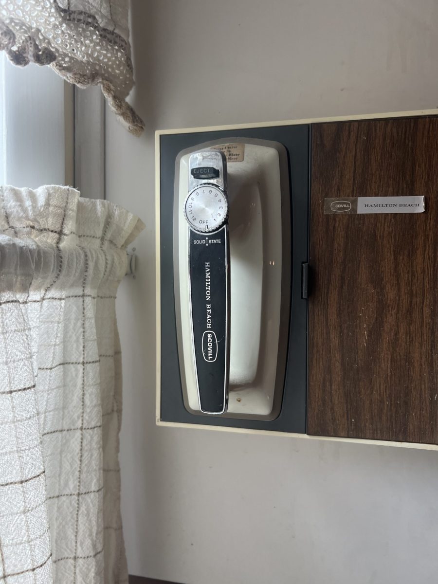 Hamilton Beach Scovill Mixer built into the wall